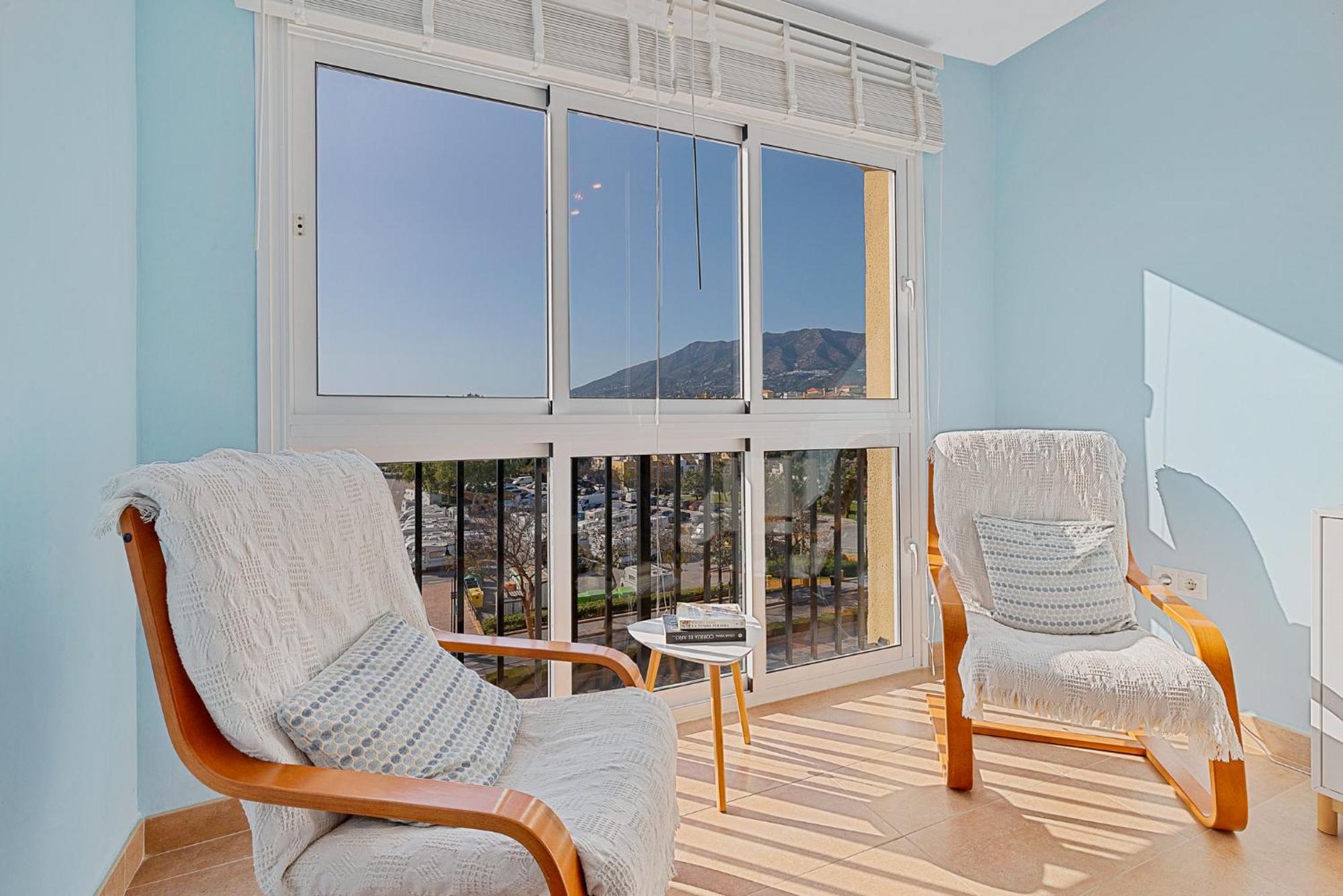 Solana Lindamar Apartment Фуeнхирола Екстериор снимка